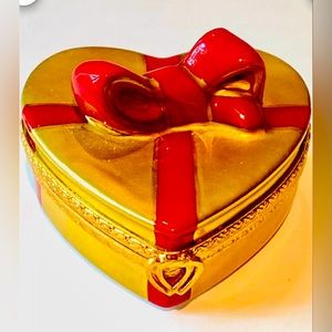 Limoges Gold Heart with Red Bow Chocolate Box Collectible Trinket Box